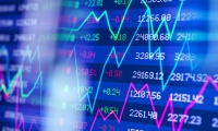 尾盘三大指数翻红！今天的A股很硬气 军工、小金属7连涨