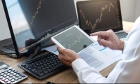 恒生科技指数跌超2%